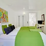 فندق مبيت وإفطار Alokke 3*
