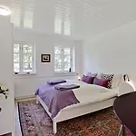 فندق مبيت وإفطار Alokke 3*