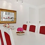 Alokke 3*
