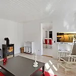 فندق مبيت وإفطار Alokke 3*
