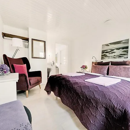 Bed & Breakfast åløkke