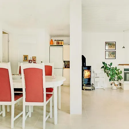 Alojamento de Acomodação e Pequeno-almoço Alokke 3*