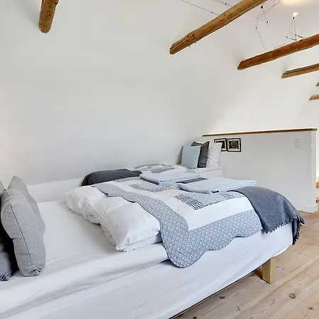 Oda ve Kahvaltı Alokke