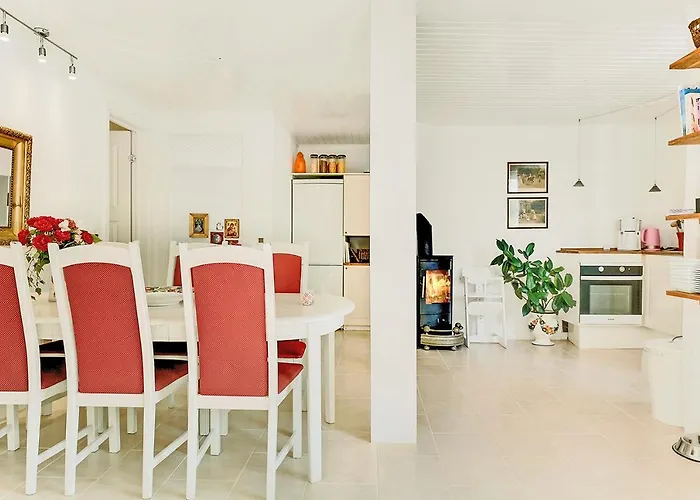 ベッド・アンド・ブレックファスト Alokke 3*