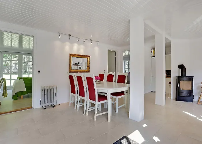 ベッド・アンド・ブレックファスト Alokke ニュボー